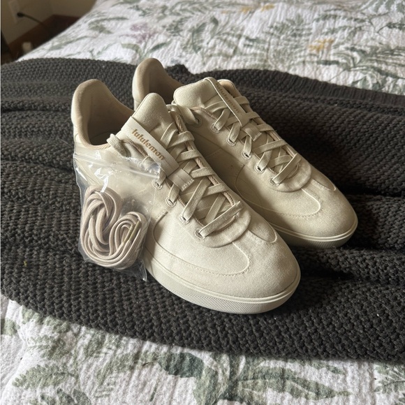 Lululemon Women’s City Verse Canvas Sneakers - Picture 6 of 10